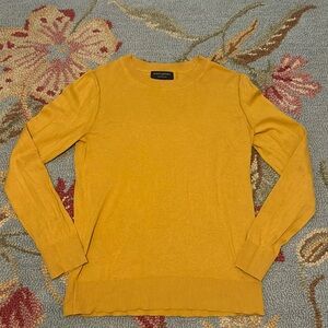 Banana Republic Crew Neck Sweater